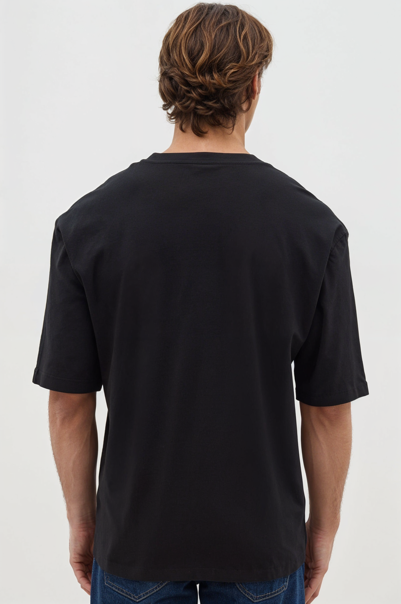 V-neck T-shirt